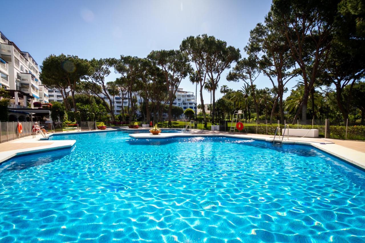 Marbella Banus Suites - Bird Of Paradise Playas Del Duque Banus Suite Apartment Kültér fotó
