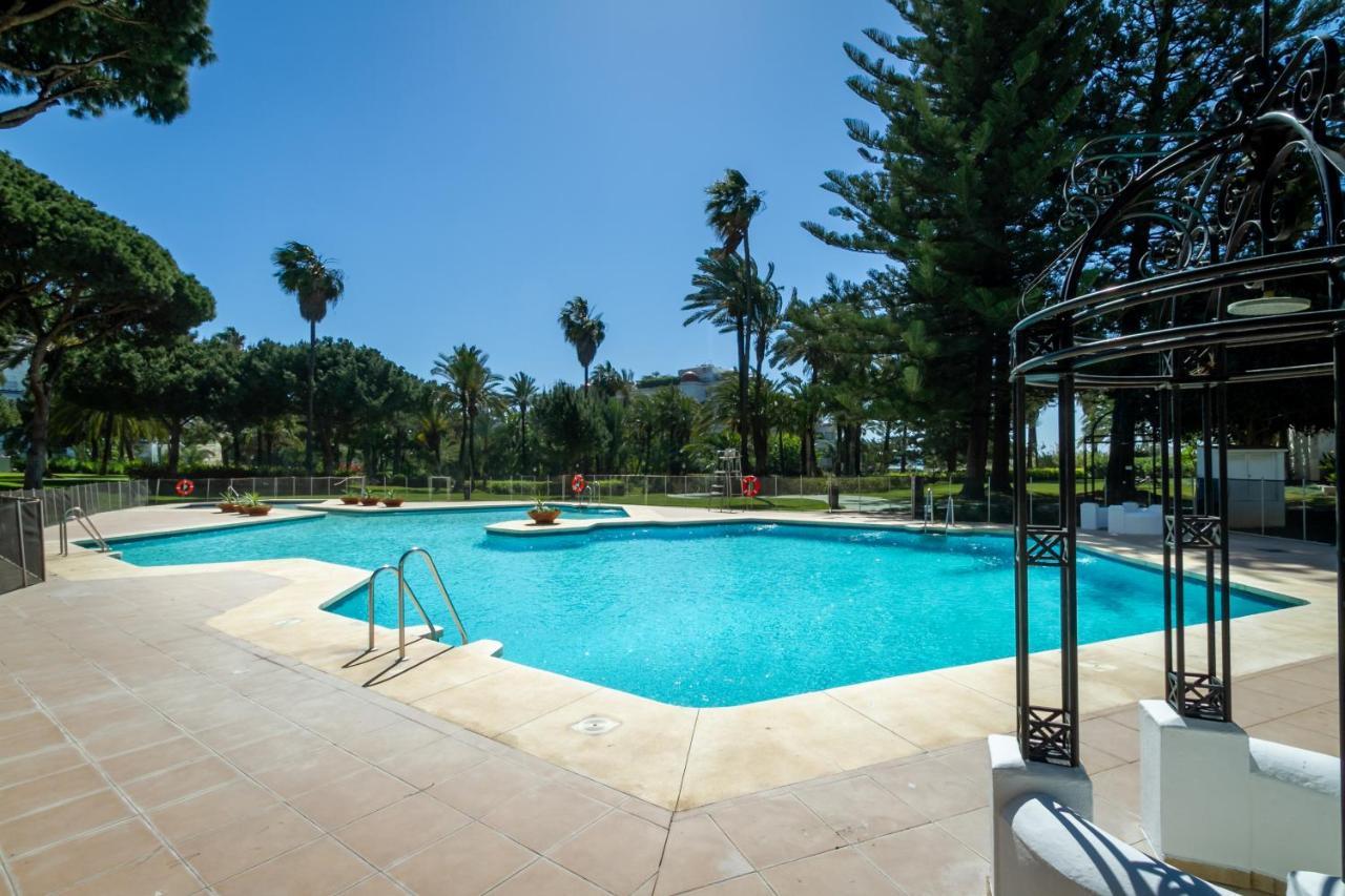 Marbella Banus Suites - Bird Of Paradise Playas Del Duque Banus Suite Apartment Kültér fotó